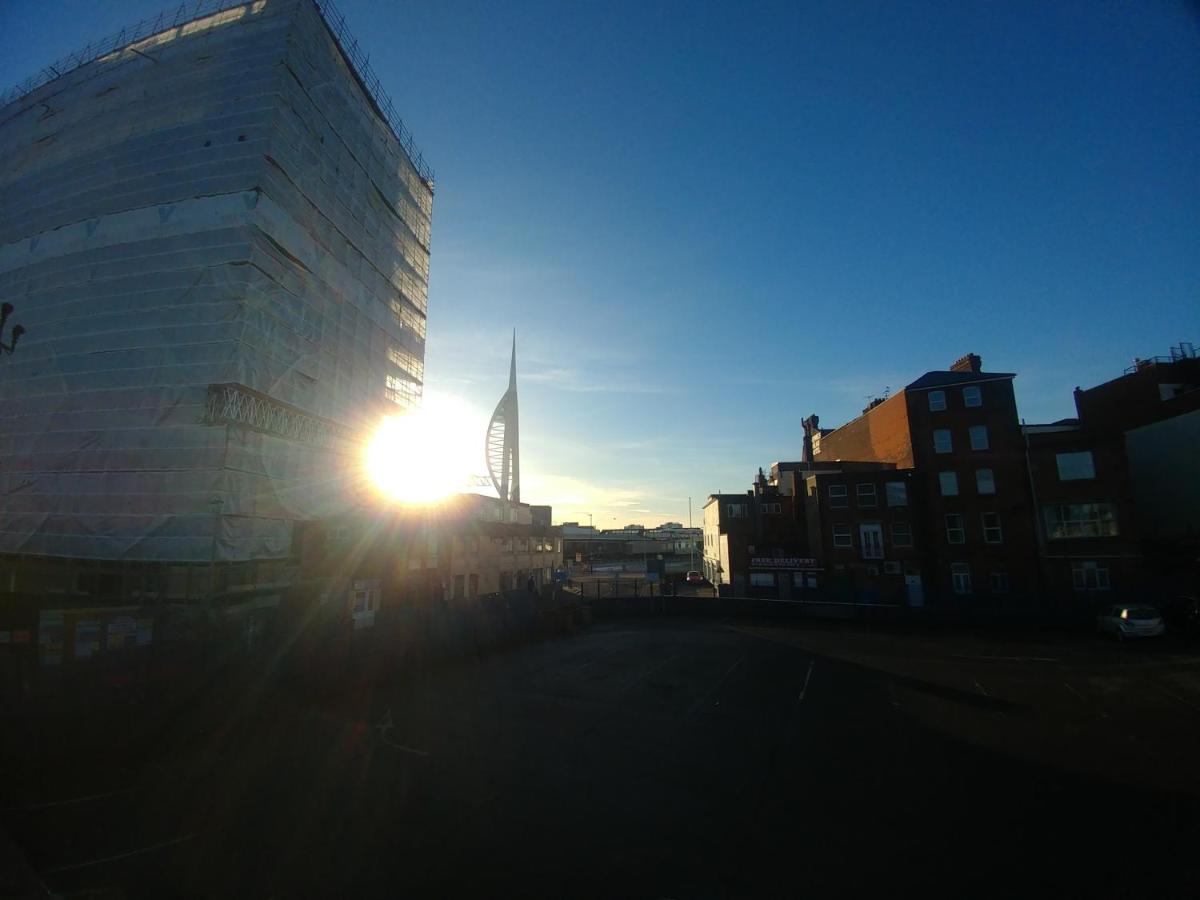 Hotel College Street Abode Portsmouth Esterno foto